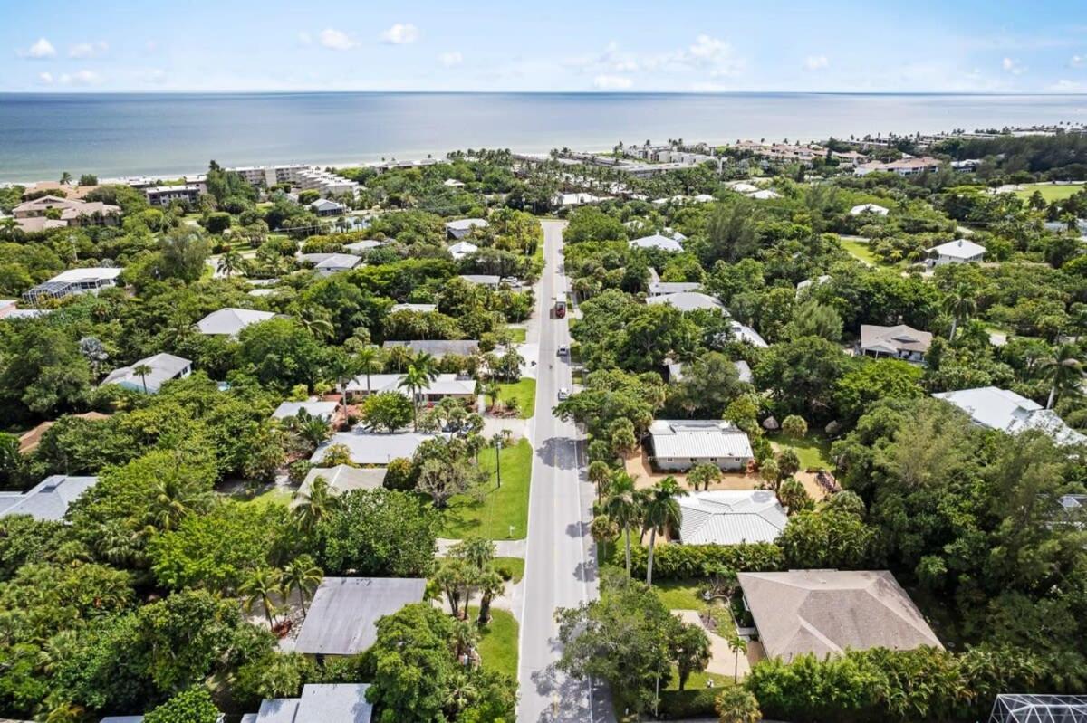 Charming Suite With Balcony And Bikes At Historic Sandpiper Inn Sanibel Eksteriør bilde